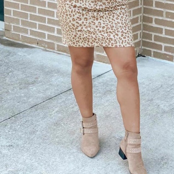 Flash sale* Leopard skirt - Picture 4 of 4
